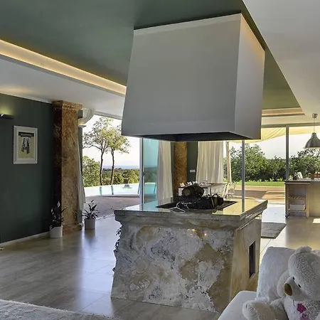 Adriana Holiday home