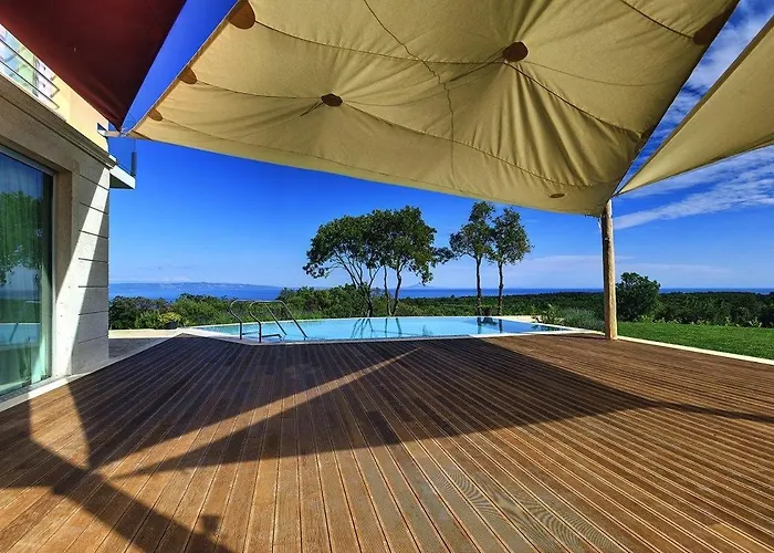 Adriana Βίλα Krnica